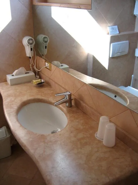 Hotel La Dolce Vita Cavaion Veronese