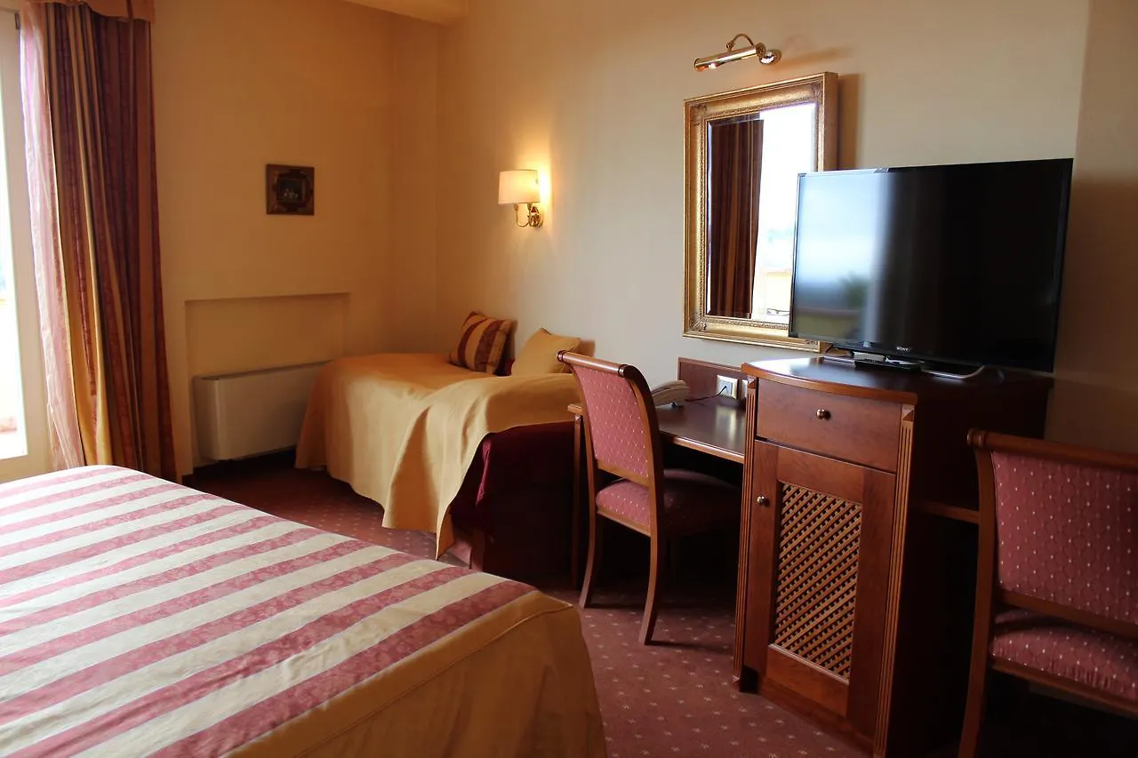 Hotel La Dolce Vita Cavaion Veronese