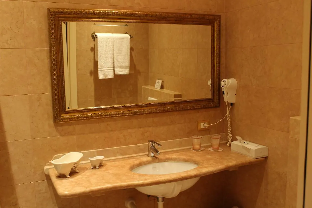 Hotel La Dolce Vita Cavaion Veronese