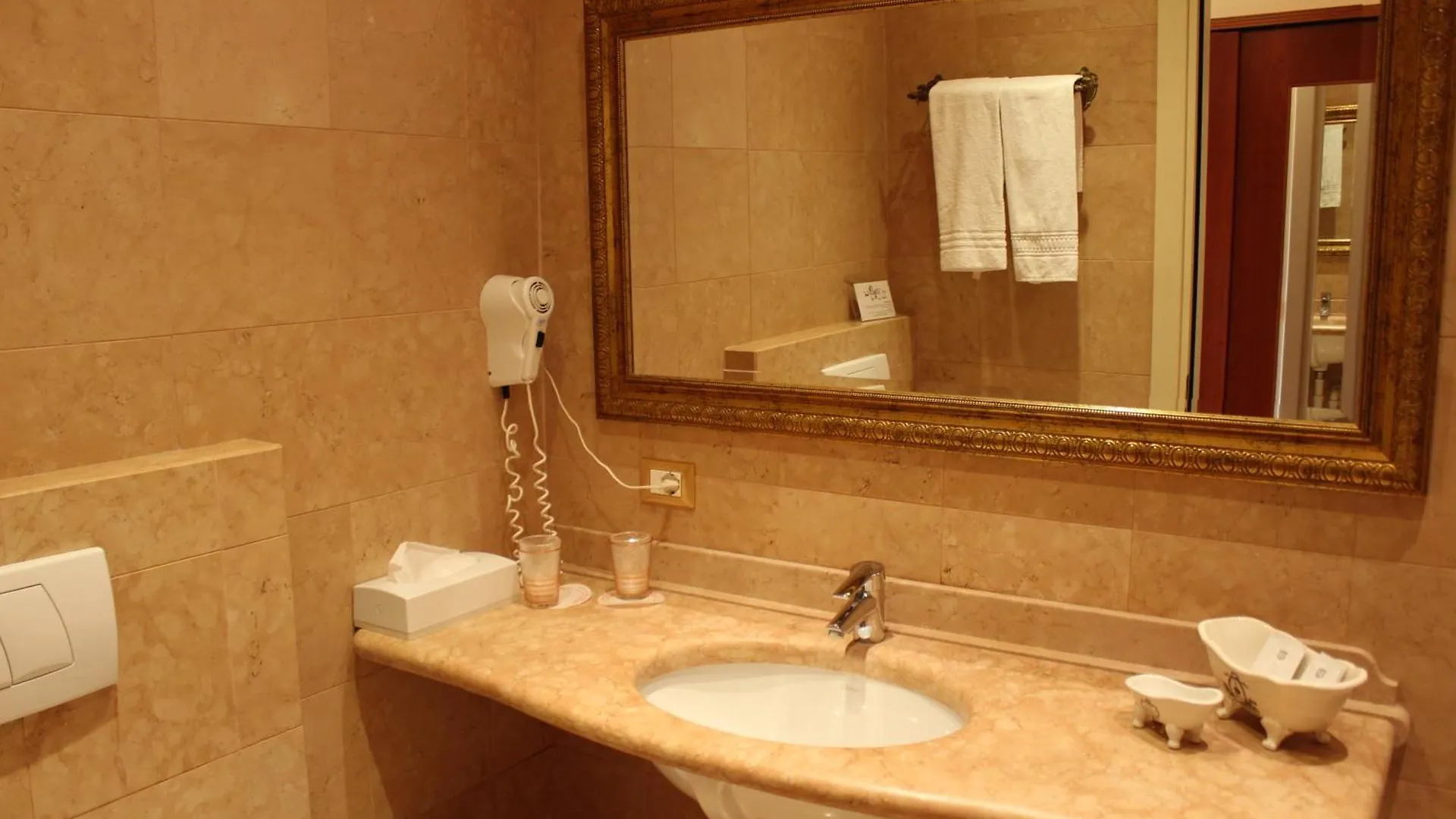 Hotel La Dolce Vita Cavaion Veronese