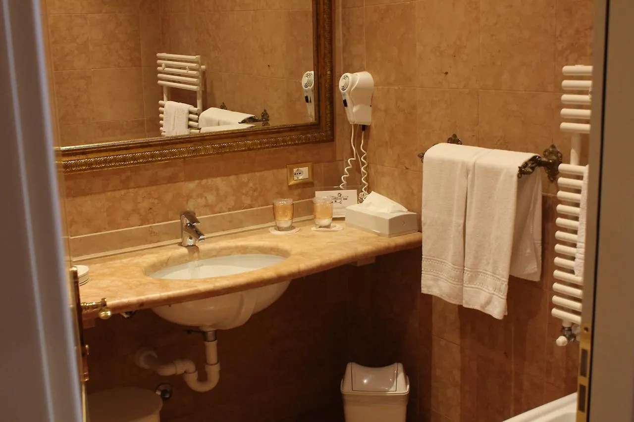 Hotel La Dolce Vita Cavaion Veronese